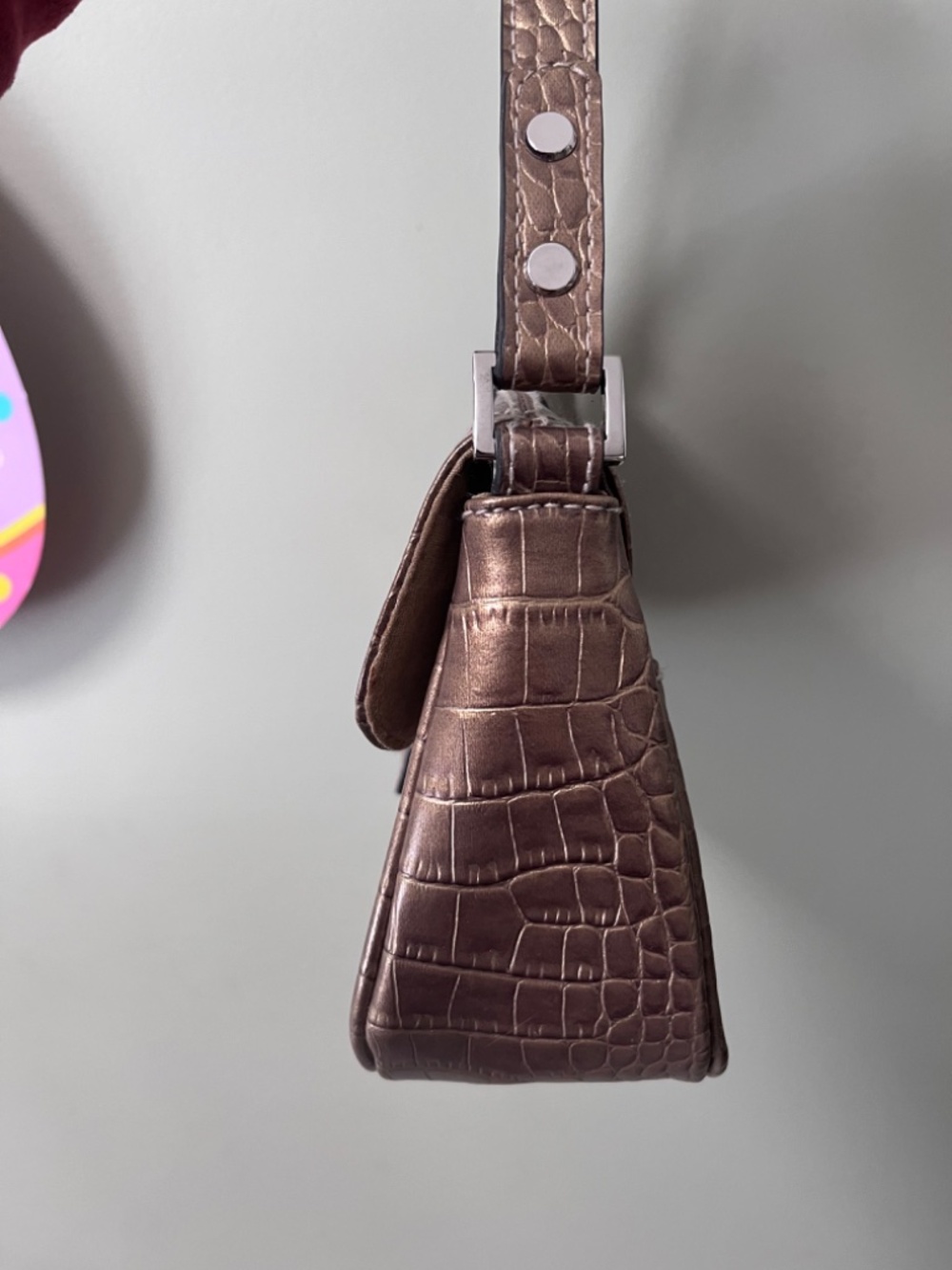 Vintage Y2K Crazy Horse/Liz Clairborne Bronze Metallic Faux Alligator Bag - Picture 3 of 13